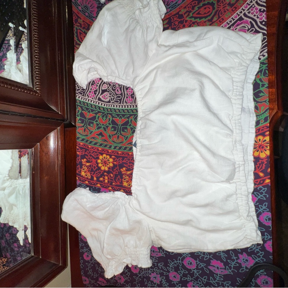 Abercrombie and Fitch White and Multicolor Boho Top